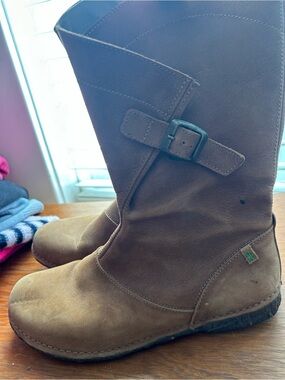 Women’s El-Naturalista Brown Suede Mid-Calf Boots sz40